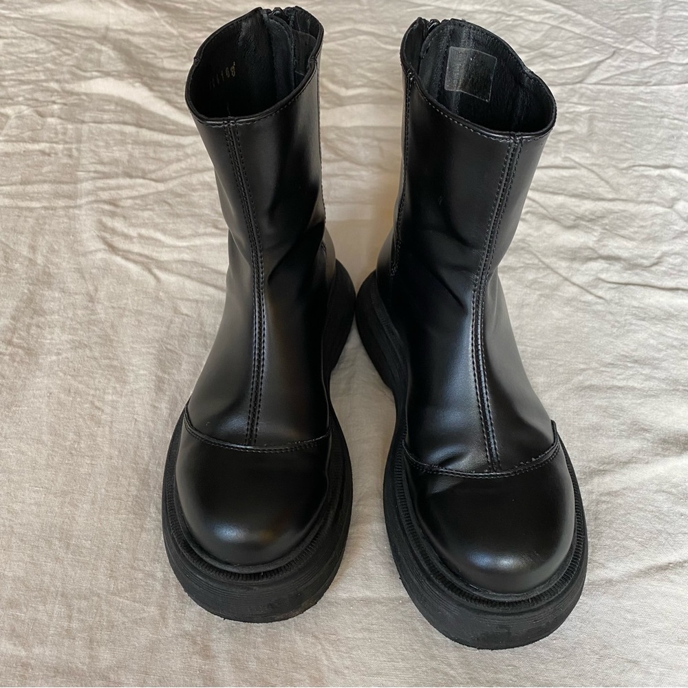 Alohas Ink Black - vegan chunky zip boots